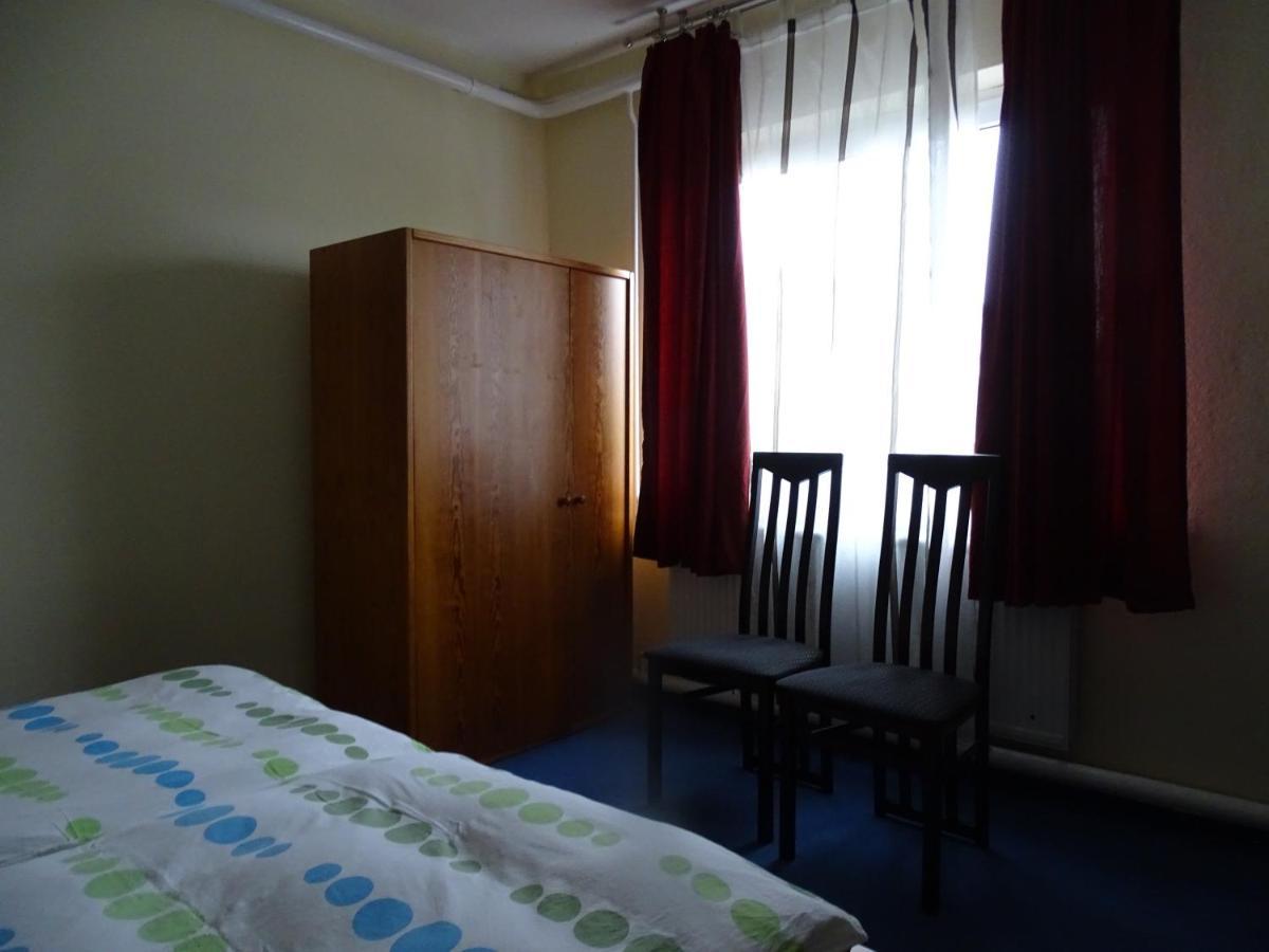 Gasthof Blaues Haus Hotel Bastorf Phòng bức ảnh